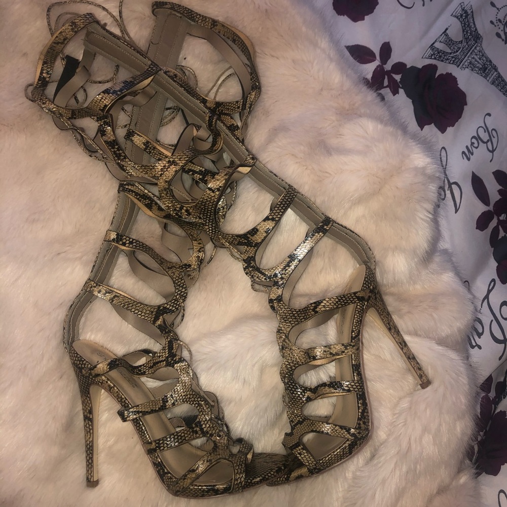 Snakeskin High lace heels